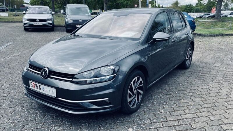 Grau Gebraucht 2018 VW Golf VII Join Limousine | 15.950 € (Fairer Preis) - Bild 1/4