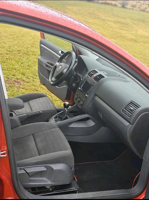 Gebraucht VW Golf 105 PS (77 kW) 2006 Orange Limousine