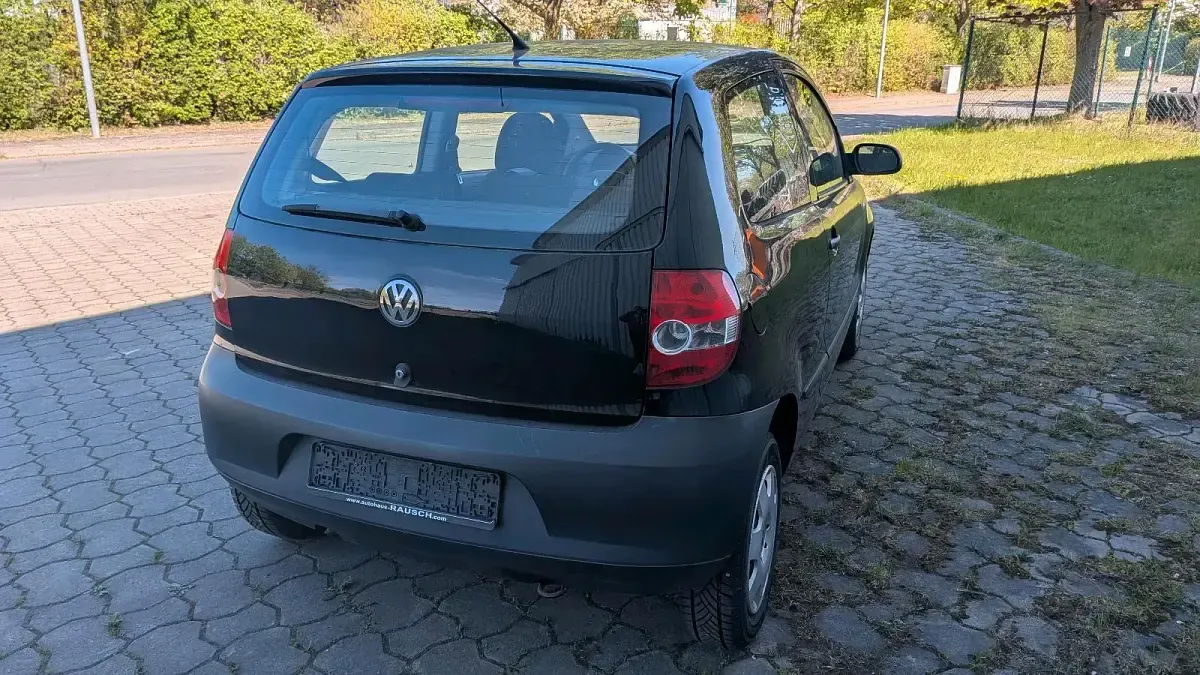 Używany VW Fox 75 KM (55 kW) 2008 Czarny Hatchback