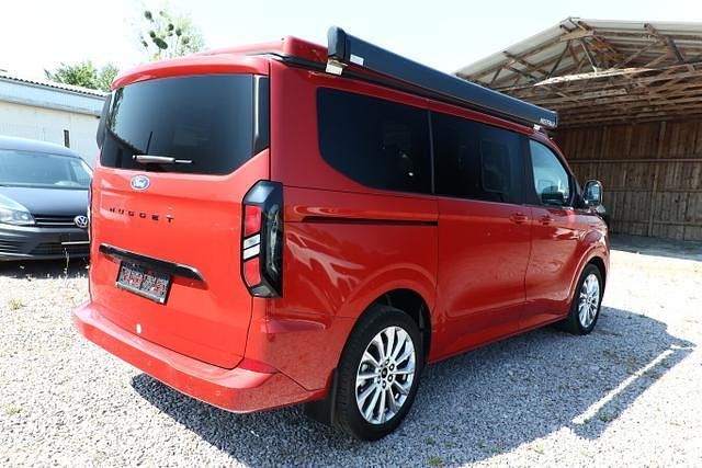 Artisan red metallic artisan red metallic Neu 2025 Ford Tourneo Custom Nugget Van / Kleinbus | 63.042 € (Superpreis) - Bild 1/4