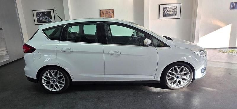 Weiß Gebraucht 2015 Ford C-MAX Titanium Van / Kleinbus | 6.490 € (Guter Preis) - Bild 1/4