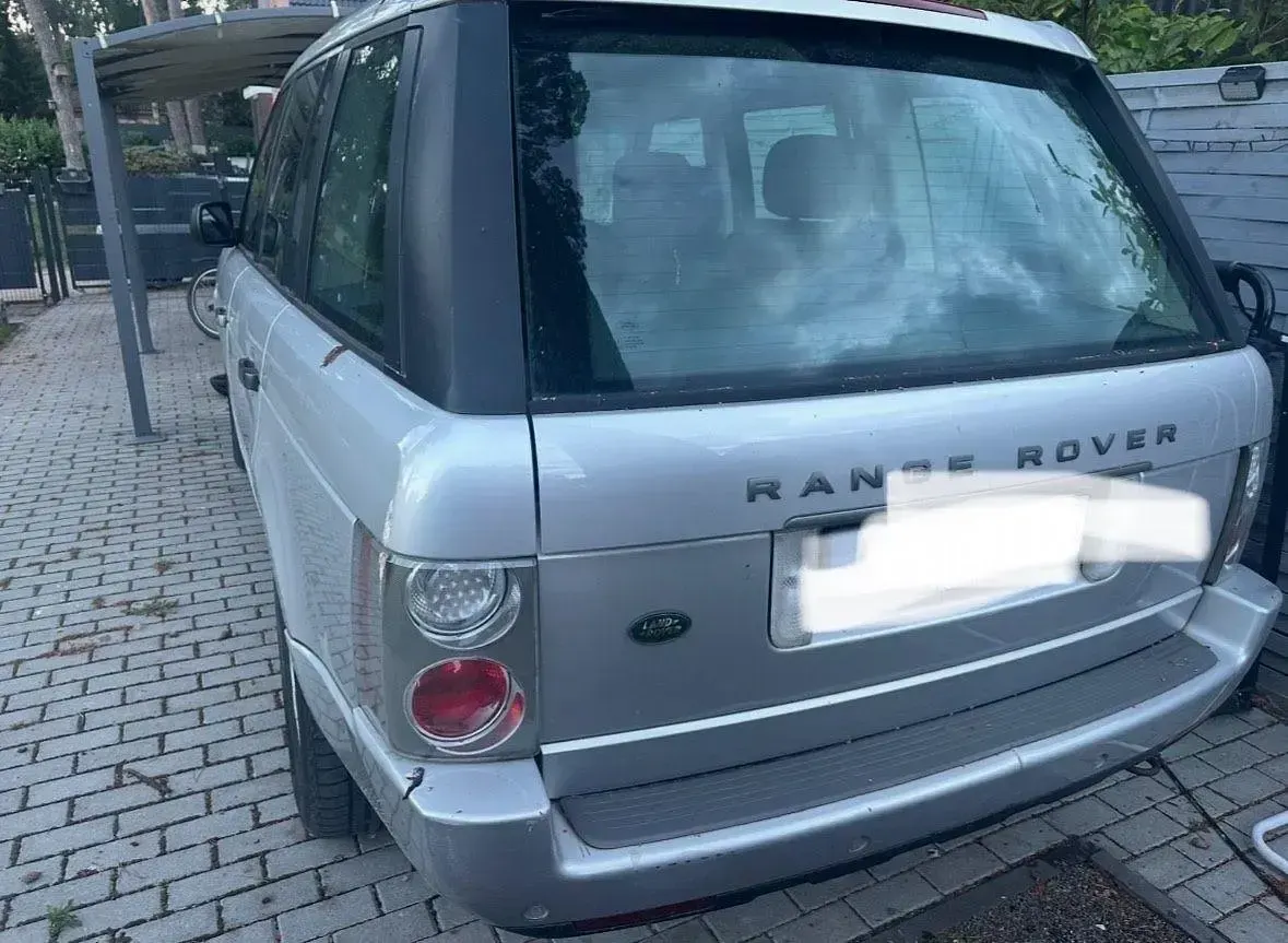 Gebraucht Land Rover Range Rover Vogue 306 PS (225 kW) 2005 Silber SUV