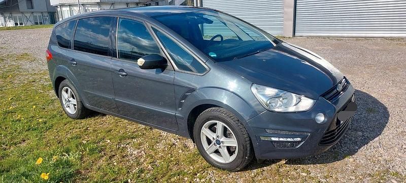 Second-hand Ford S-MAX Trend 116 CP (85 kW) 2011 Gri Monovolum