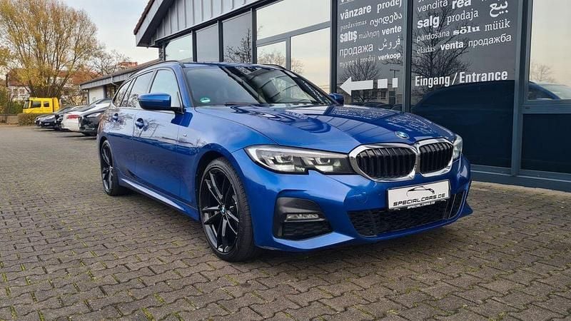 Blau Gebraucht 2020 BMW 320 M Sport Limousine | 20.490 € (Superpreis) - Bild 1/4