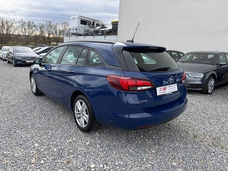 Używany Opel Astra Edition 110 KM (80 kW) 2019 Niebieski Kombi
