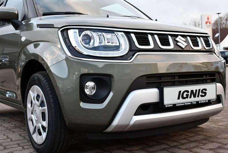 Tough khaki pearl metallic Neu 2024 Suzuki Ignis Club Kleinwagen | 18.990 € (Fairer Preis) - Bild 1/4