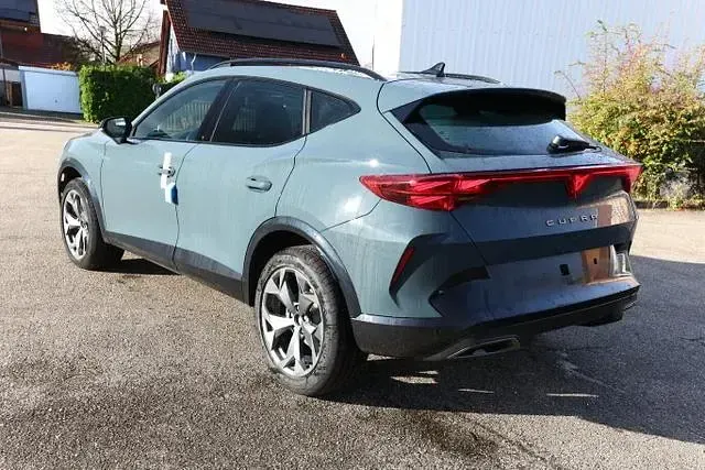Neu Cupra Formentor 150 PS (110 kW) 2026 Fiord blau fiord blau SUV