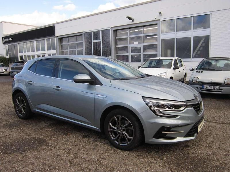 Grau Gebraucht 2020 Renault Mégane IV Intens Limousine | 16.990 € (Fairer Preis) - Bild 1/4