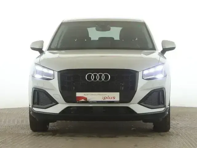 Second-hand Audi Q2 Advanced 150 CP (110 kW) 2025 Argintiu SUV