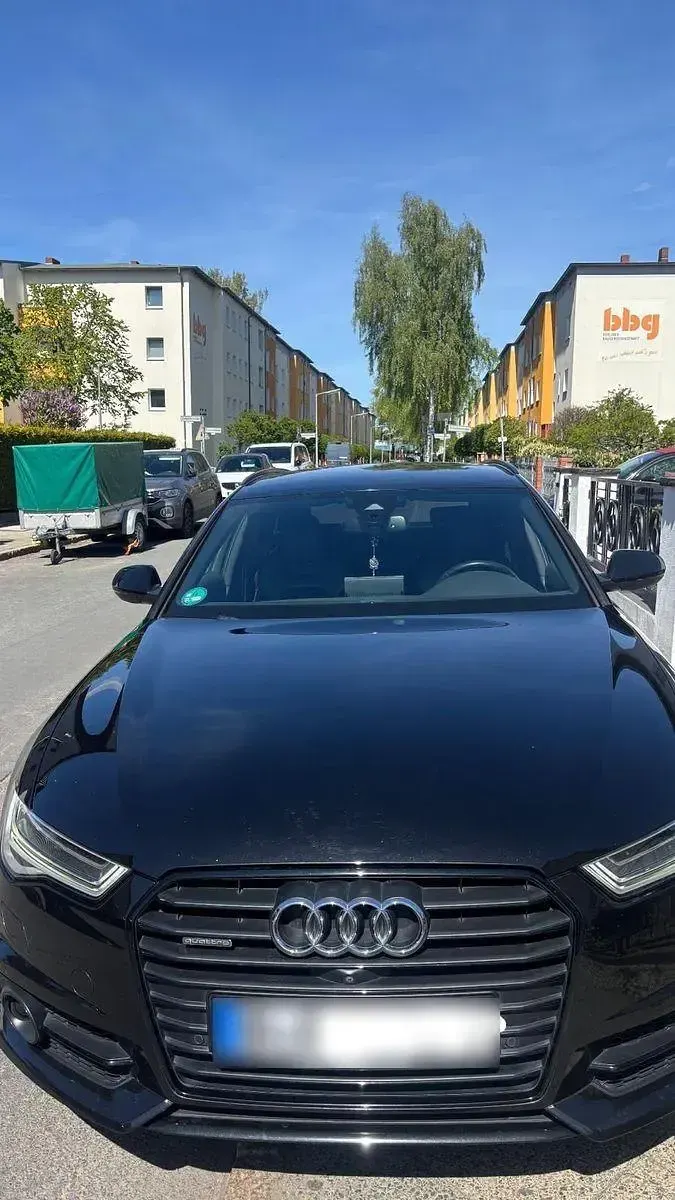 Gebraucht Audi A6 Ambiente 326 PS (239 kW) 2015 Schwarz Kombi