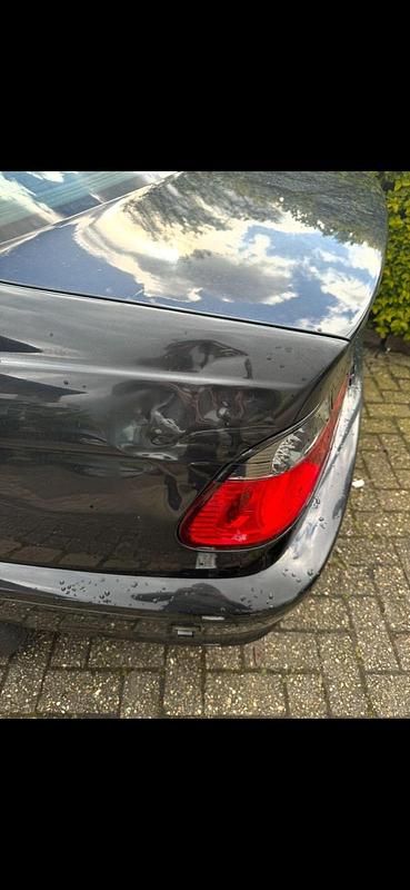 Gebraucht BMW 320 150 PS (110 kW) 2000 Schwarz Coupé