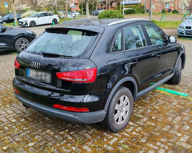 Second-hand Audi Q3 150 CP (110 kW) 2014 Negru SUV