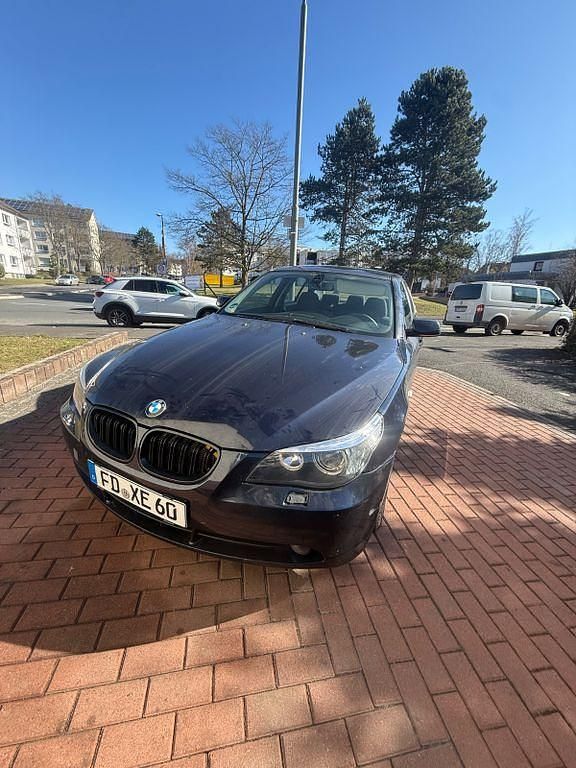 Gebraucht BMW 525 Basis 177 PS (130 kW) 2005 Blau Limousine