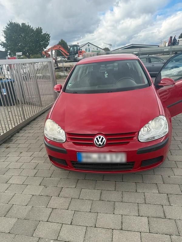 Rot Gebraucht 2006 VW Golf V Limousine | 1.999 € (Guter Preis) - Bild 1/4