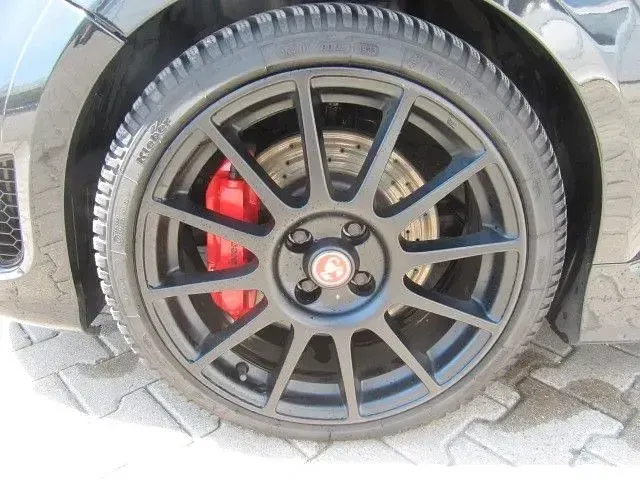 Gebraucht Abarth 695 Competizione 179 PS (131 kW) 2023 Schwarz Kleinwagen