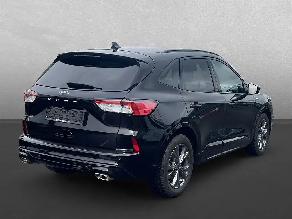 Gebraucht Ford Kuga ST-Line 151 PS (111 kW) 2022 Schwarz SUV