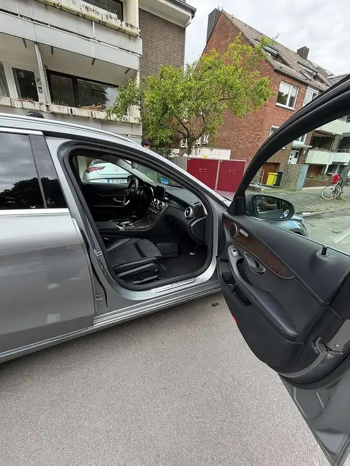 Gebraucht Mercedes 220 170 PS (125 kW) 2016 Silber Kombi