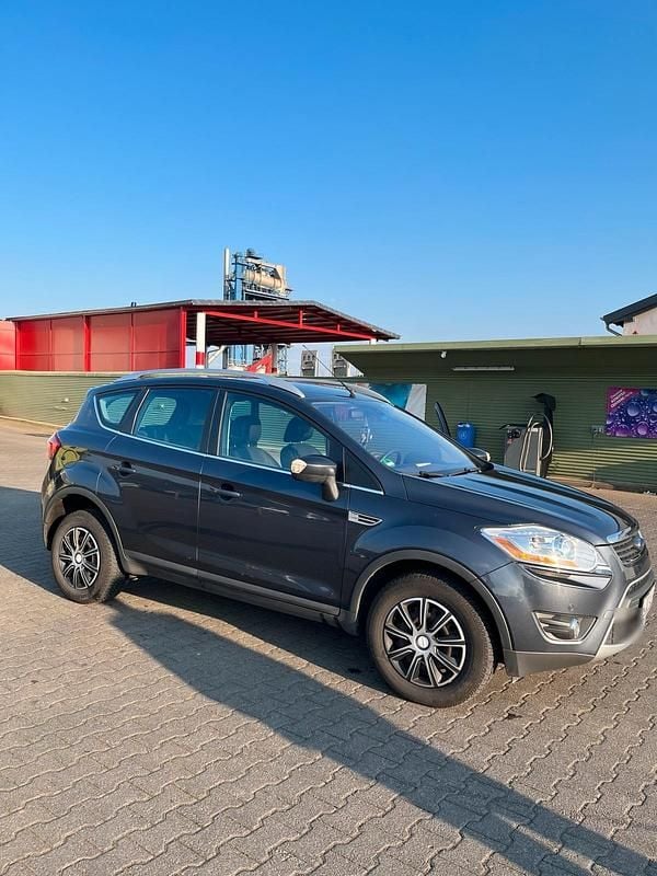 Gebraucht Ford Kuga 200 PS (147 kW) 2010 Grau SUV