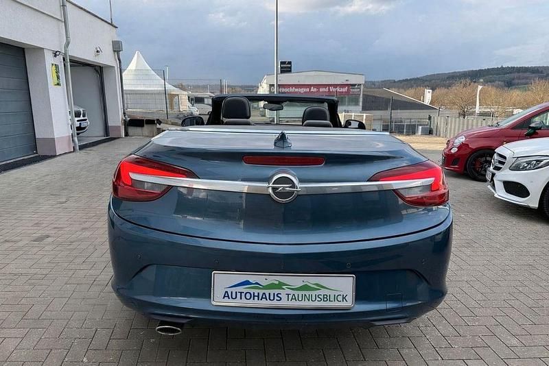 Gebraucht Opel Cascada Innovation 140 PS (102 kW) 2017 Blau Cabrio