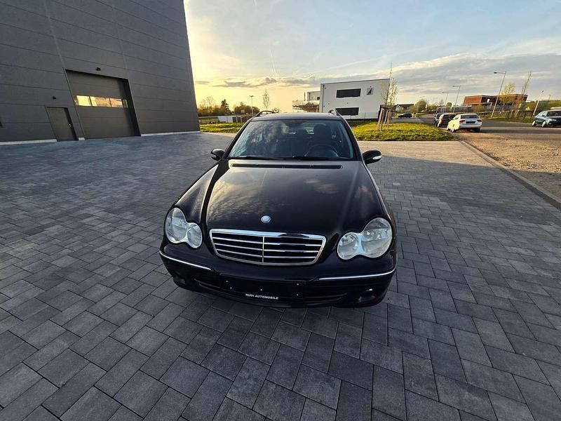 Gebraucht Mercedes C200 163 PS (119 kW) 2007 Schwarz Kombi