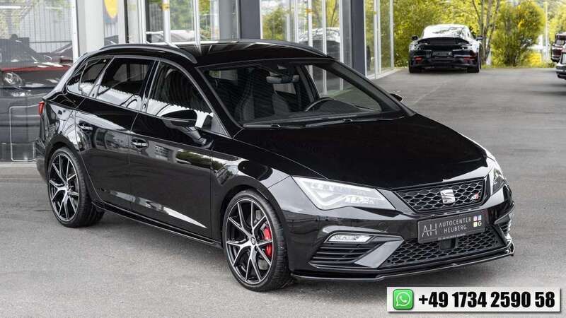 Mitternachtsschwarz Gebraucht 2017 Cupra Leon Kombi | 23.990 € (Teuer) - Bild 1/4