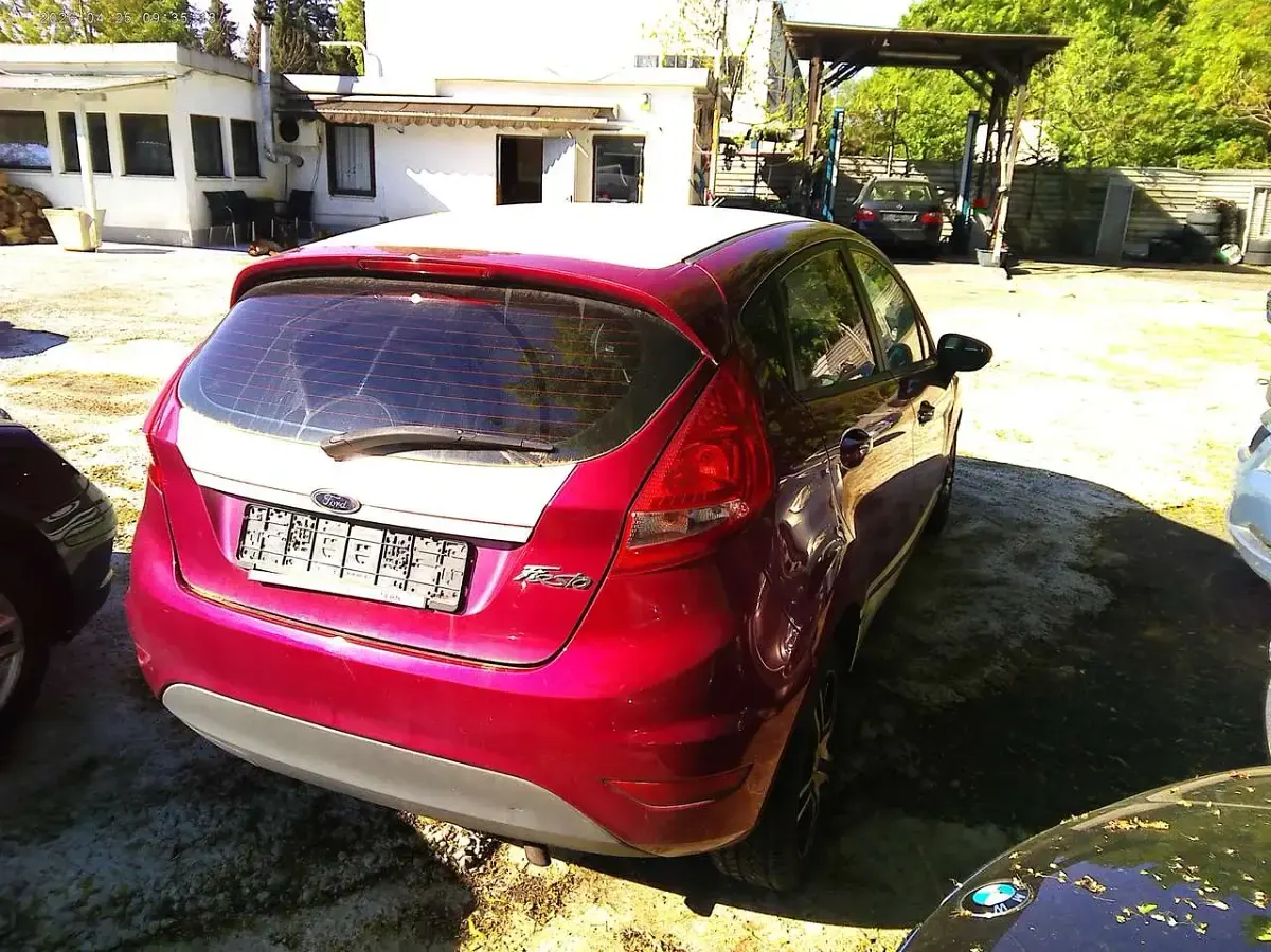 Gebraucht Ford Fiesta 82 PS (60 kW) 2009 Rot Limousine
