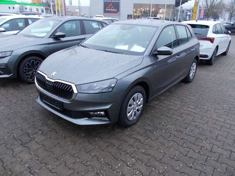 Graphite grau metallic Neu 2024 Skoda Fabia Selection Kleinwagen | 23.990 € (Fairer Preis) - Bild 1/4