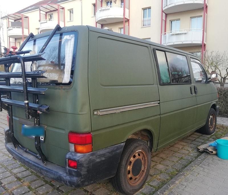 Second-hand VW T4 68 CP (50 kW) 2000 Verde Van
