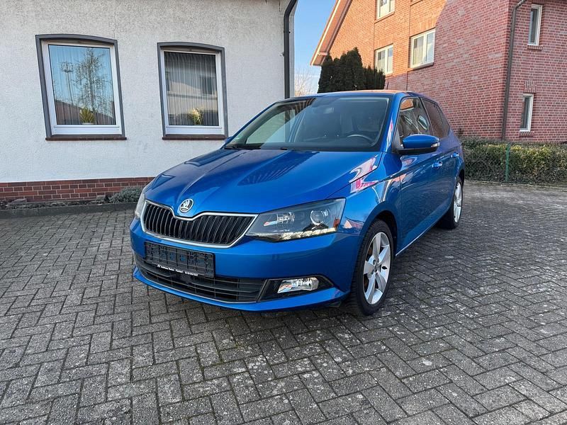 Gebraucht Skoda Fabia 90 PS (66 kW) 2014 Blau Limousine