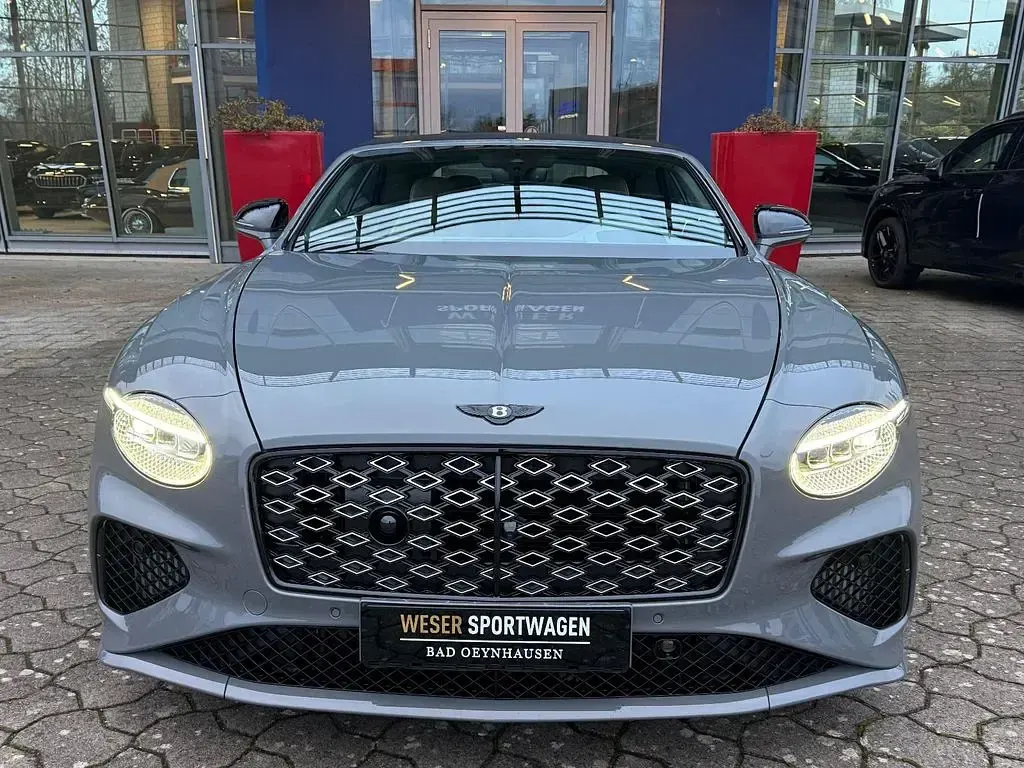 Neu Bentley Continental Mulliner 782 PS (575 kW) 2026 Gravity grey Cabrio