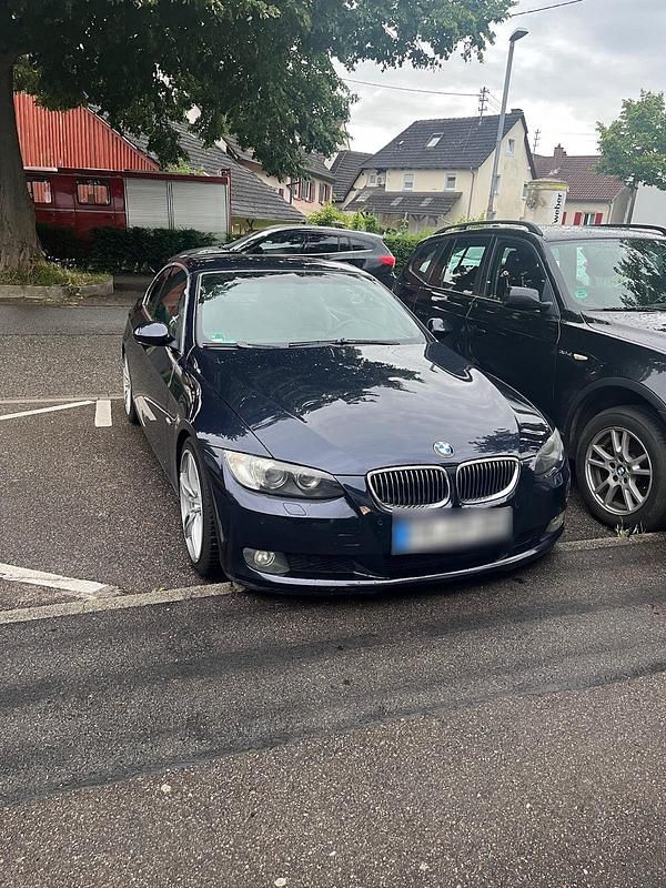 Gebraucht BMW 325 Cabriolet 218 PS (160 kW) 2007 Blau Cabrio