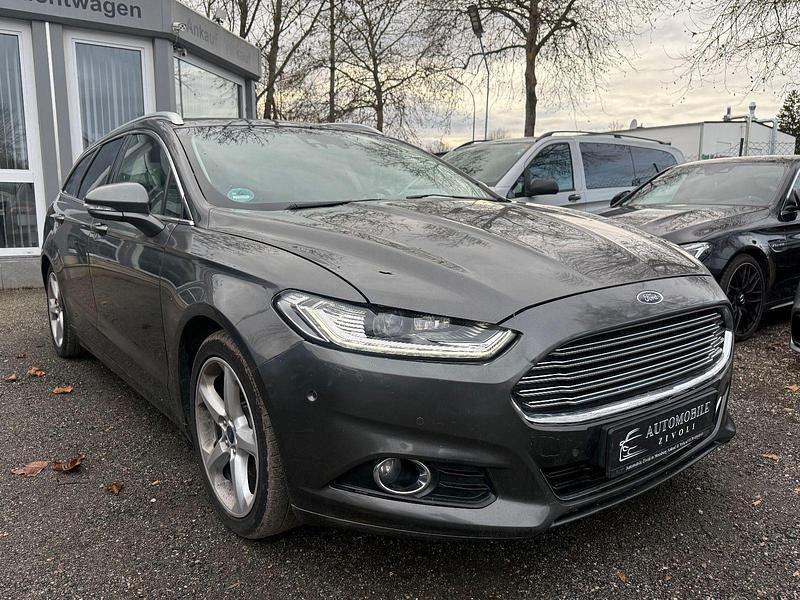 Gebraucht Ford Mondeo Titanium 179 PS (131 kW) 2018 Grau Kombi