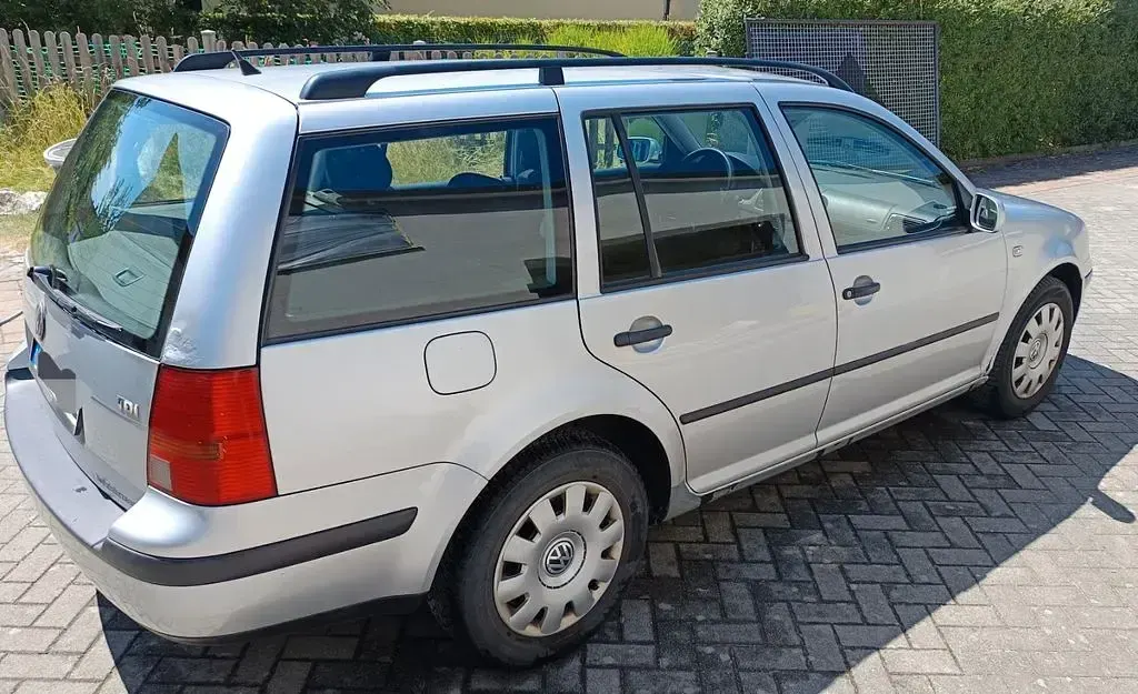 Gebraucht VW Golf IV Comfortline 116 PS (85 kW) 2000 Silber Kombi