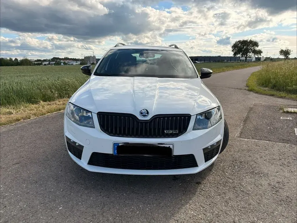 Gebraucht Skoda Octavia RS 300 PS (220 kW) 2015 Weiß Kombi