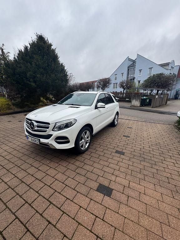 Gebraucht Mercedes GLE350 258 PS (189 kW) 2016 Weiß SUV