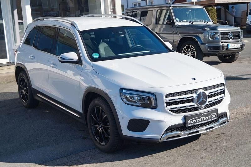 Gebraucht Mercedes GLB200 163 PS (119 kW) 2023 Weiß SUV