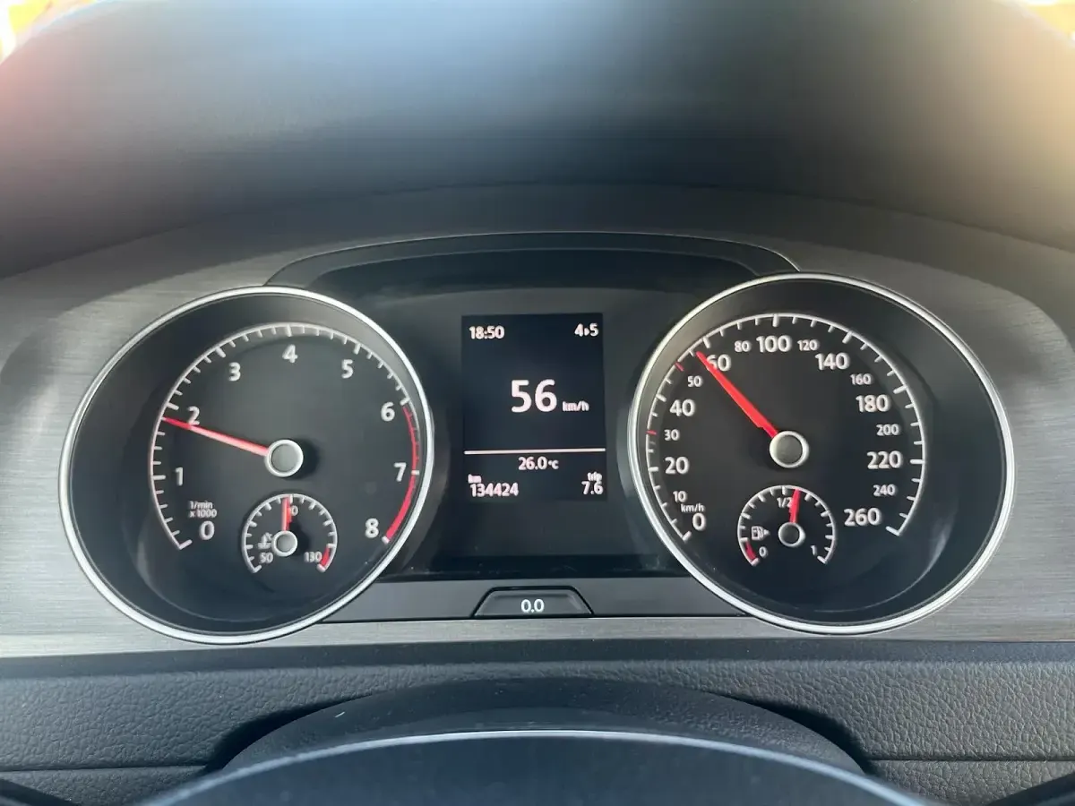 Gebraucht VW Golf VII Comfortline 122 PS (89 kW) 2013 Blau Limousine