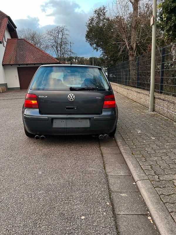 Gebraucht VW Golf IV 1998 Grau Kleinwagen