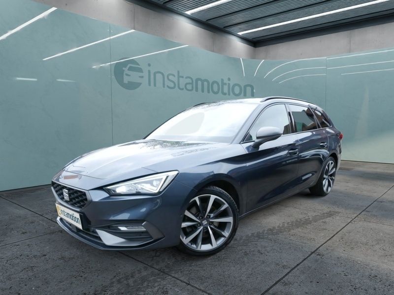 Grau Gebraucht 2021 Seat Leon Van / Kleinbus | 25.407 € (Teuer) - Bild 1/4