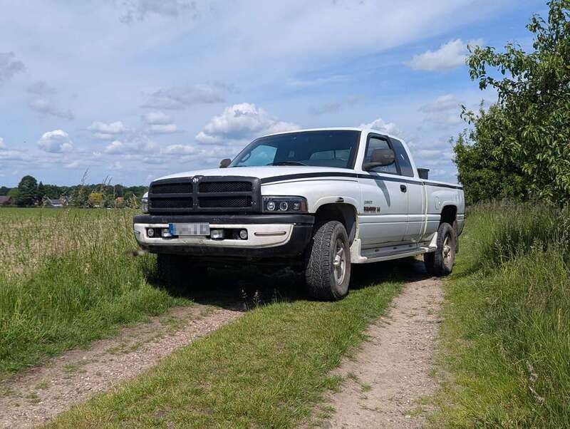 Weiß Gebraucht 1998 Dodge Ram Abholung | 8.999 € (Superpreis) - Bild 1/4