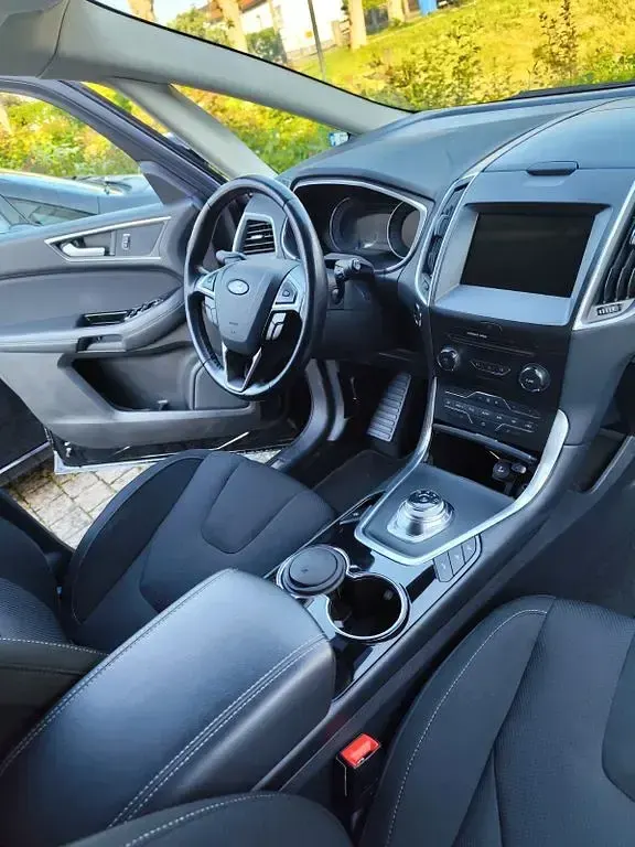 Gebraucht Ford S-MAX Titanium 190 PS (139 kW) 2019 Schwarz Van / Kleinbus