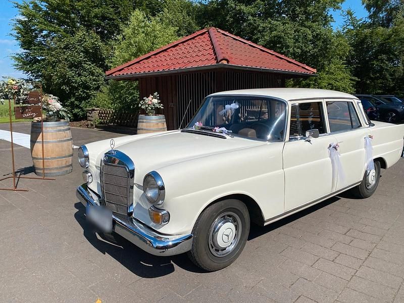 Gebraucht Mercedes 200 1967 Weiß Limousine