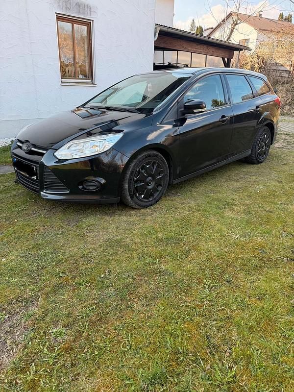 Gebraucht Ford Focus 150 PS (110 kW) 2012 Schwarz Kombi