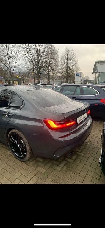 Gebraucht BMW 330e M Sport 292 PS (214 kW) 2020 Grau Limousine