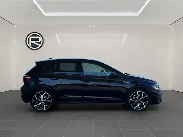 Gebraucht VW Polo GTI 207 PS (152 kW) 2023 Deep black perleffekt (metallic) Kleinwagen