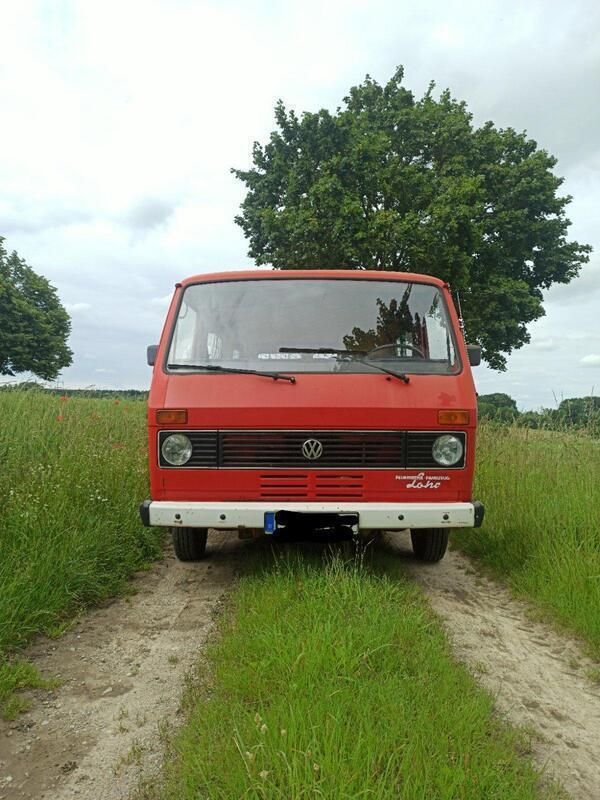 Rot Gebraucht 1979 VW LT Van / Kleinbus | 8.500 € - Bild 1/4