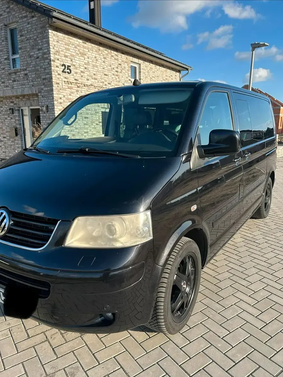 Używany VW T5 179 KM (131 kW) 2008 Czarny Van