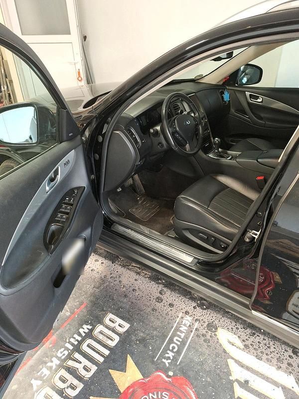 Gebraucht Infiniti Ex30 238 PS (175 kW) 2012 Schwarz SUV