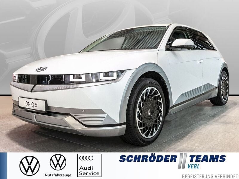 Atlas white (matt) Gebraucht 2024 Hyundai Ioniq 5 SUV | 45.990 € (Fairer Preis) - Bild 1/4