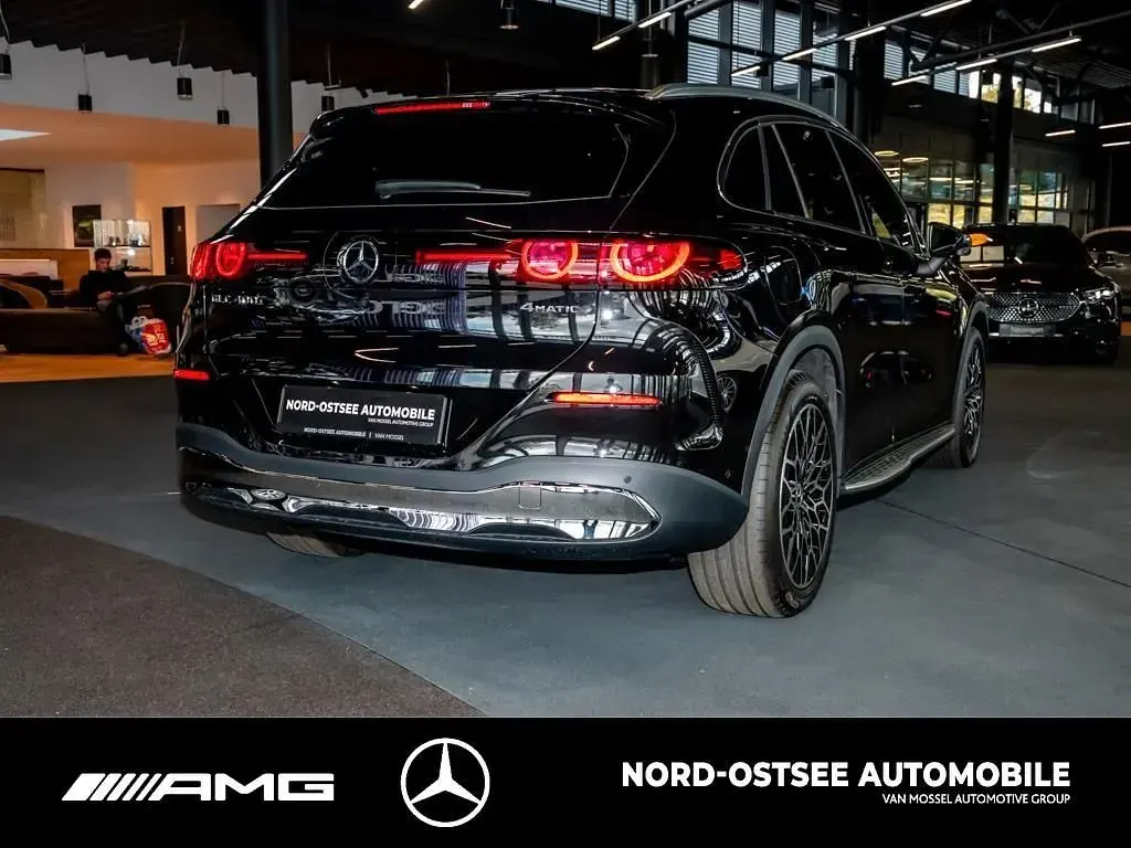 Gebraucht Mercedes GLC400d 359 kW (489 PS) 2026 Schwarz SUV